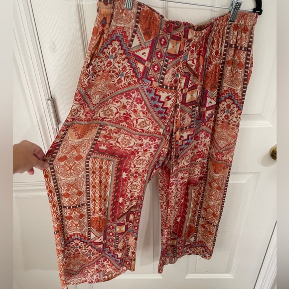 Rachel Zoe Aztec Boho Pattern Flowy Wide Leg Cropped Pants size M - Picture 2 of 5